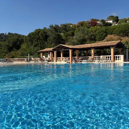 Apartamento Cosy, Piscine Vue Sur Golfe De St-tropez